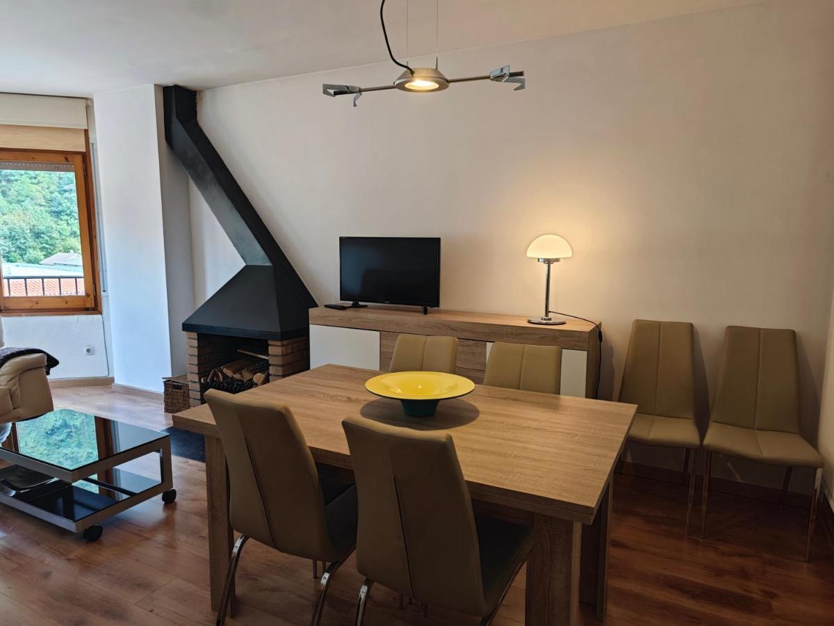 Allotjaments Bruc Apartment *